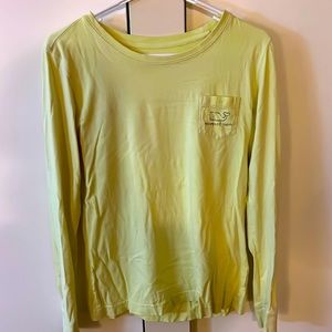 Yellow vineyard vines t-shirt